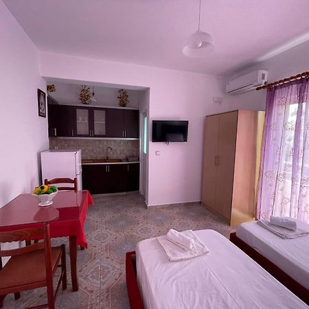 Levend Apartments Ksamil Eksteriør bilde