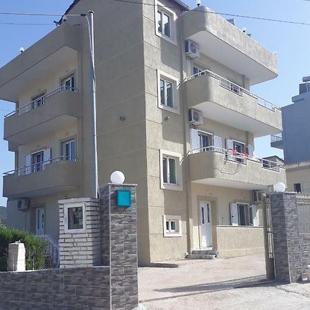 Levend Apartments Ksamil Eksteriør bilde