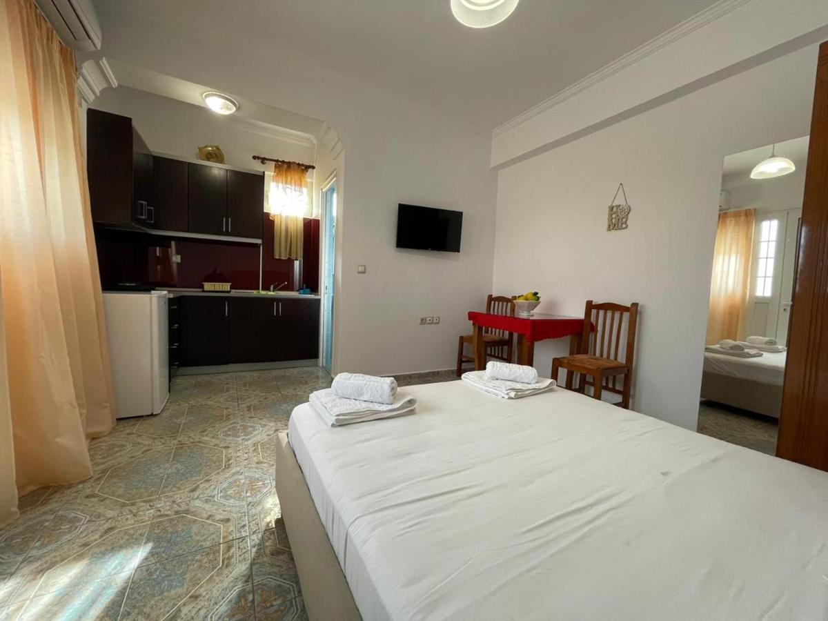 Levend Apartments Ksamil Eksteriør bilde